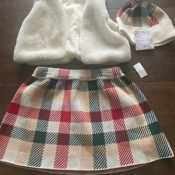 Tommy Bahama Skirt , Vest and hat set - Picture 5 of 10